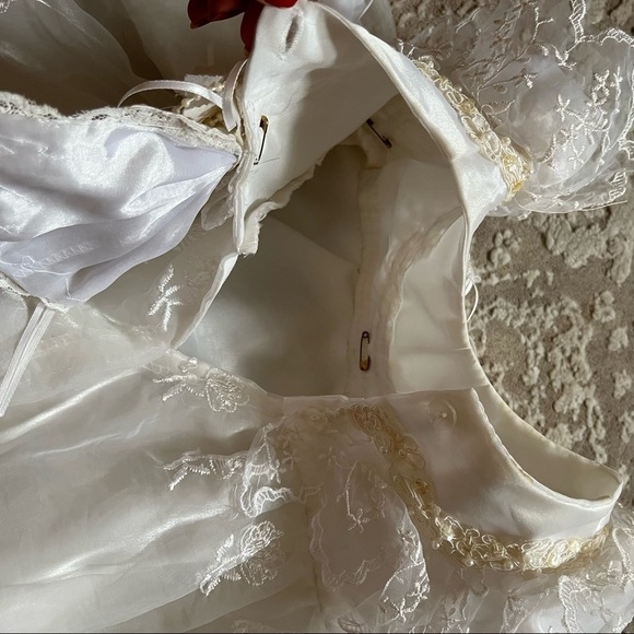 vintage baby girls white christening baptism dress with cap sleeves - Picture 8 of 11